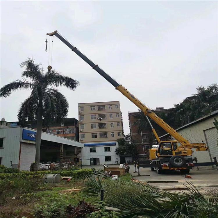 榕江12吨吊车出租一天的收费标准是什么