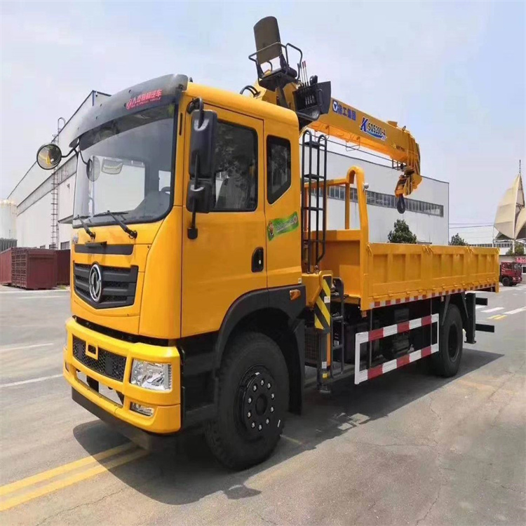 榕江附近找一辆随车吊出租