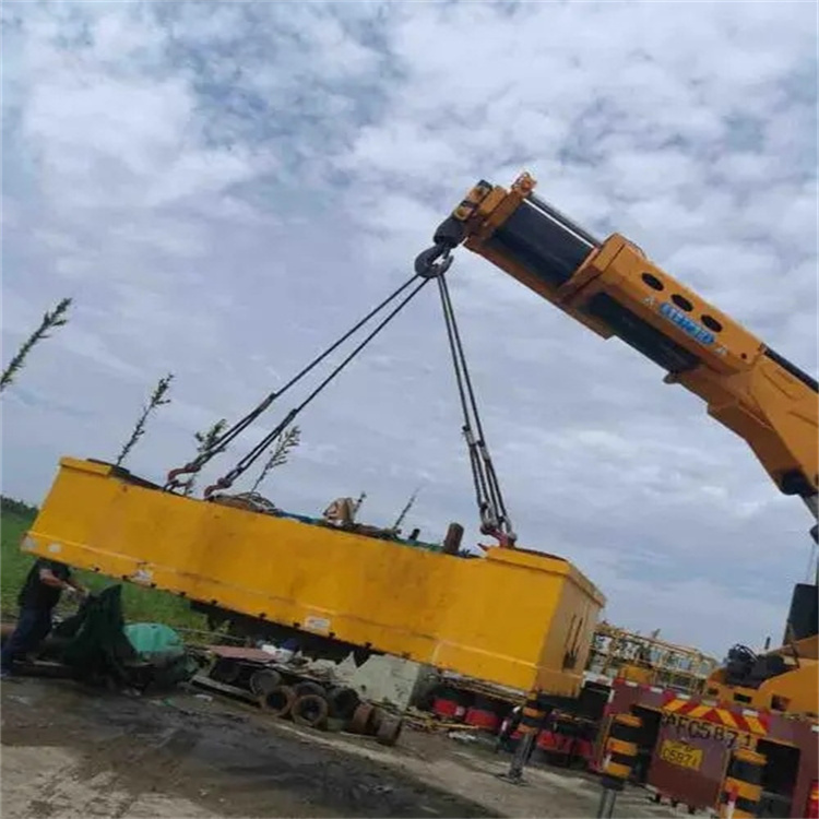 榕江随车吊吊集装箱怎么吊